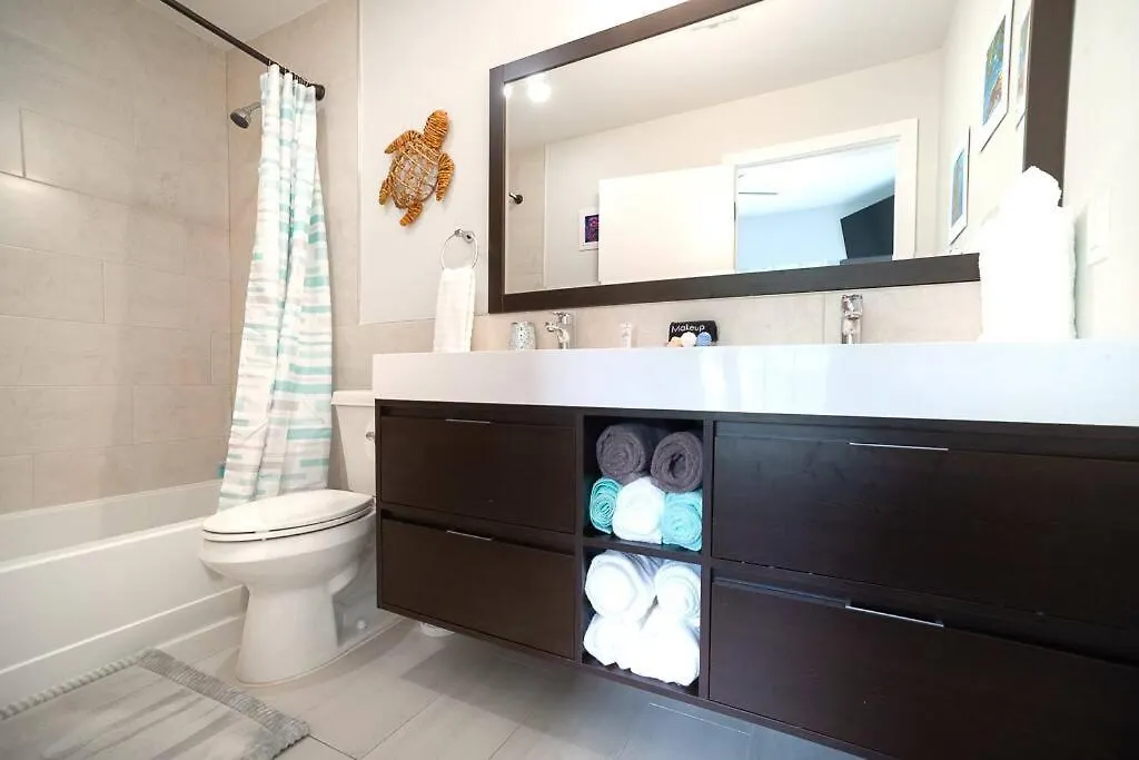 Апартаменты Portofino Gardens Unit # 10 West Bay
